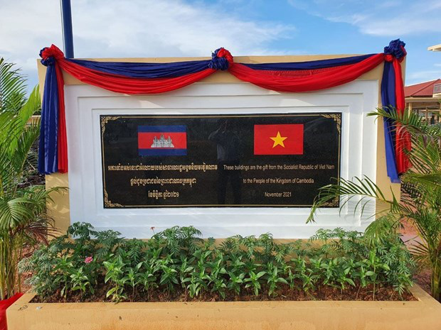 Viet Nam helps Cambodia build drug rehabilitation center - Ảnh 1.