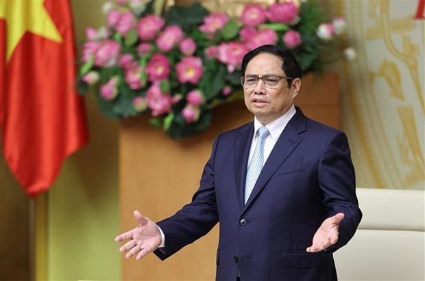 PM demands substantial progress in administrative reform in 2022 - Ảnh 1.