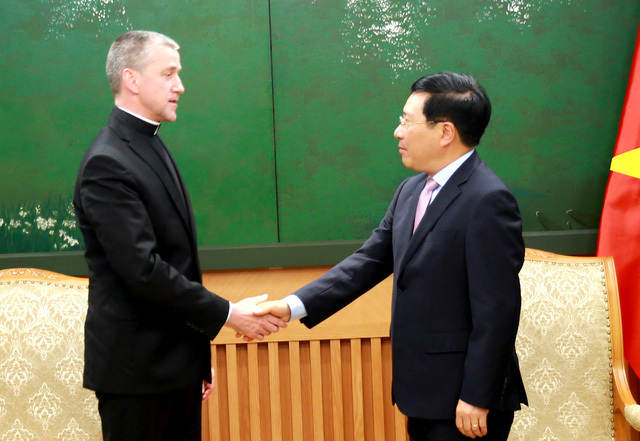 Viet Nam, Holy See vow to foster relations - Ảnh 1.