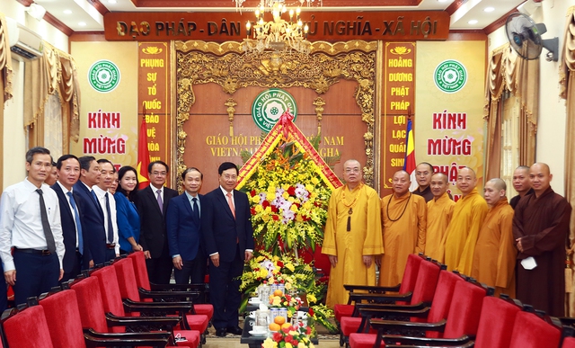DPM extends congratulations on Budda’s birthday - Ảnh 1.