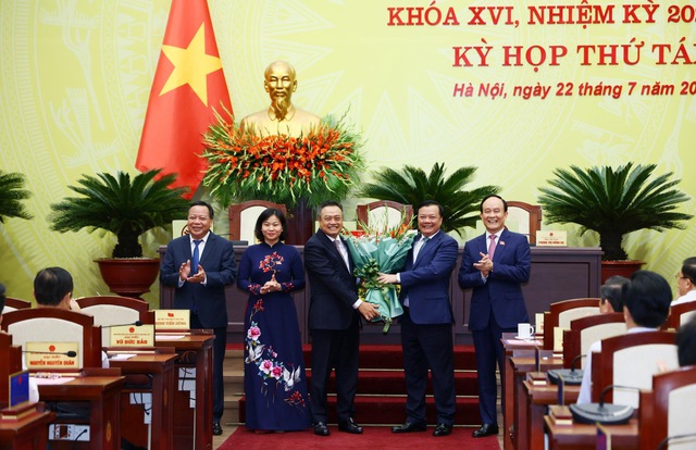 Former Auditor General unanimously elected new Major of Ha Noi - Ảnh 1.