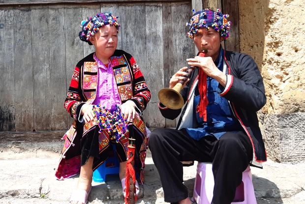 Artisan Pao joins hands in preserving Lo Lo ethnic people's culture - Ảnh 1.