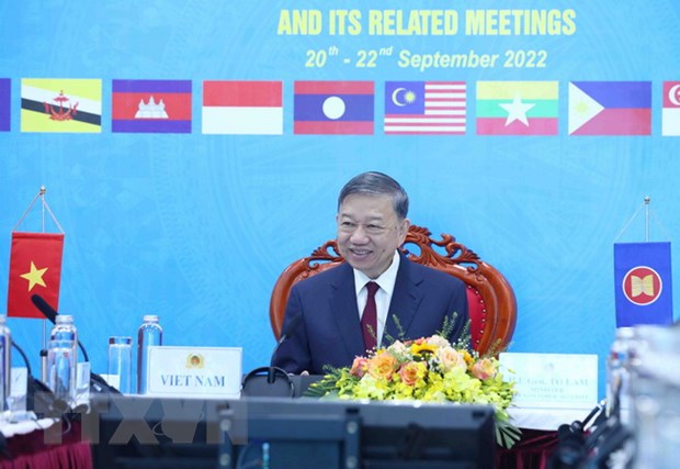 Viet Nam attends 16th ASEAN Ministerial Meeting on Transnational Crime - Ảnh 1.