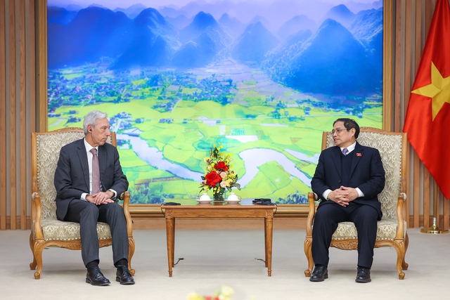 Prime Minister asks for raising Viet Nam-Portugal trade to US$1 bln  - Ảnh 1.