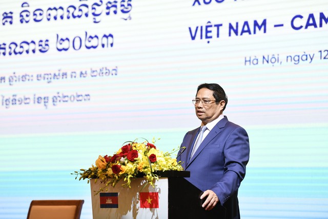 Ample rooms for economic ties between Viet Nam, Cambodia to flourish- Ảnh 2.