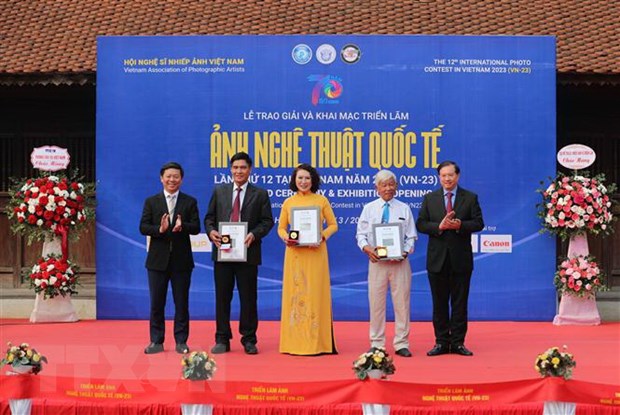 Viet Nam won 4 gold medals at the 2023 International Art Photo Contest - Ảnh 1.