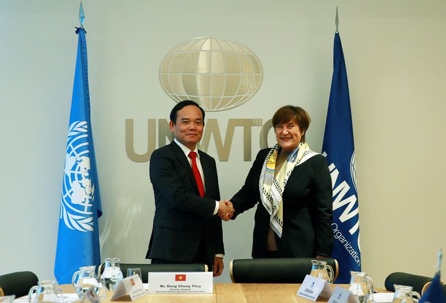 Viet Nam among favorite tourism destinations: UNWTO Executive Director - Ảnh 1.