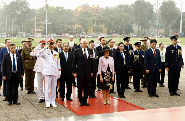 President hosts welcome ceremony for Australian Governor-General - Ảnh 5.