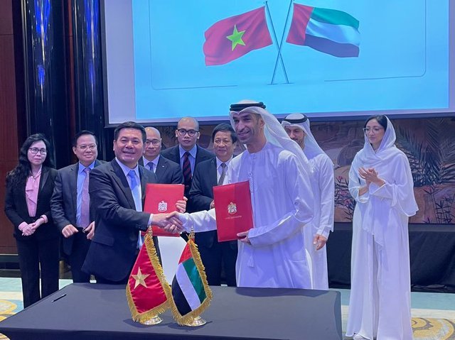 Viet Nam, UAE to launch talks on economic partnership - Ảnh 2.