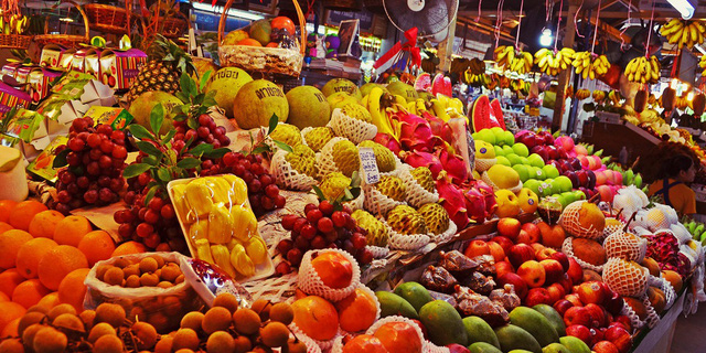 Viet Nam targets US$4 billion in fruit & veggie export this year - Ảnh 1.