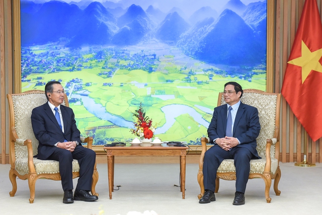 Prime Minister hosts JETRO Chairman  - Ảnh 1.