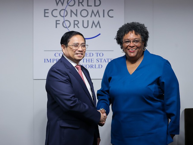 Prime Minister meets New Zealand, Mongolia, and Barbados counterparts at WEF meeting  - Ảnh 4.
