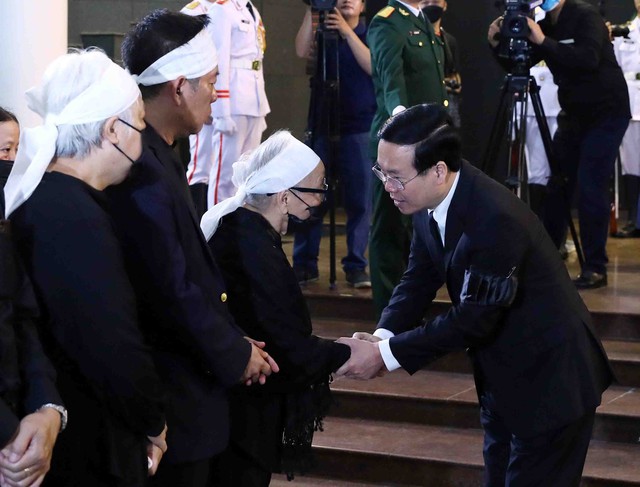 State-level funeral for former Deputy Prime Minister Vu Khoan held - Ảnh 4.