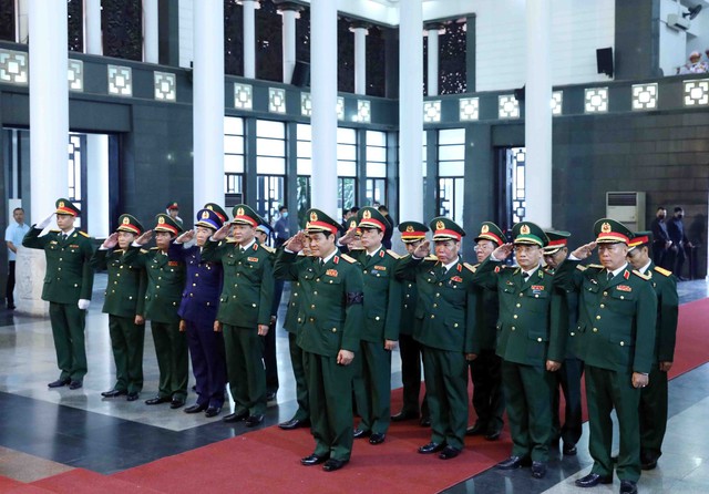 State-level funeral for former Deputy Prime Minister Vu Khoan held - Ảnh 8.