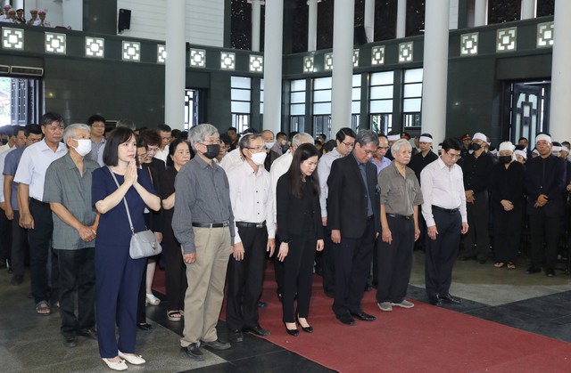 State-level funeral for former Deputy Prime Minister Vu Khoan held - Ảnh 11.