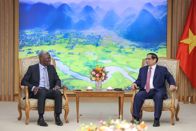 Prime Minister hosts ILO Director-General - Ảnh 1.