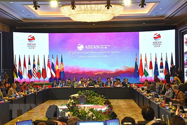 Foreign Minister attends meetings between ASEAN and partners - Ảnh 1.