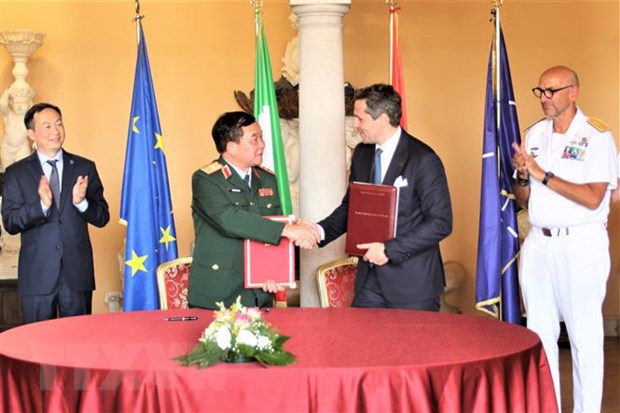 Viet Nam, Italy hold 4th Defence Policy Dialogue - Ảnh 1.