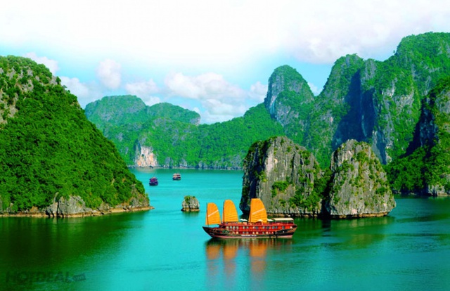 Ha Long Bay - Cat Ba Archipelago seeks UNESCO recognition - Ảnh 1.