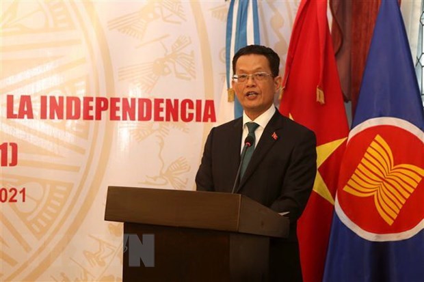 Viet Nam, Uruguay mark 30th anniversary of diplomatic ties - Ảnh 1.