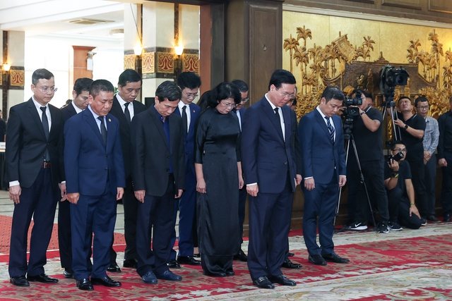 State-level funeral for Deputy Prime Minister Le Van Thanh held  - Ảnh 3.