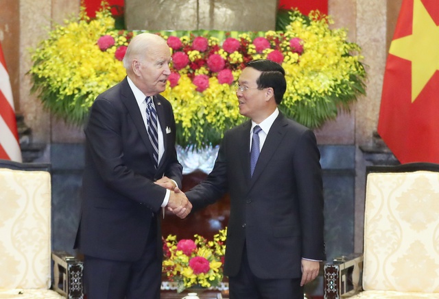 President Vo Van Thuong hosts U.S. President Joe Biden - Ảnh 1.