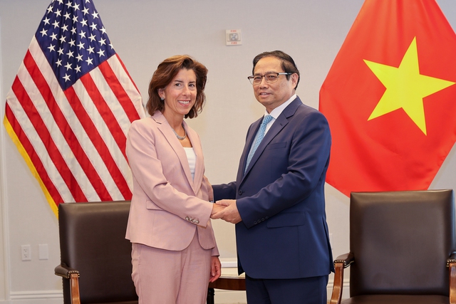Gov’t chief meets with U.S. Commerce Secretary  - Ảnh 1.