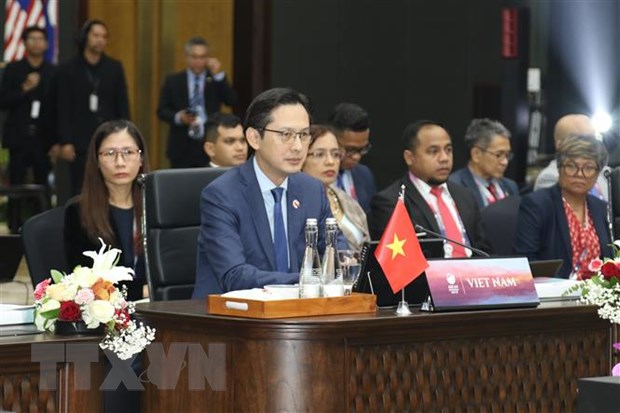 Viet Nam attends ASEAN Foreign Ministers’ Meeting - Ảnh 1. Viet Nam attends ASEAN Foreign Ministers’ Meeting - Ảnh 1.