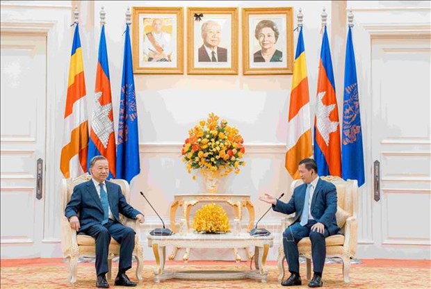 Minister of Public Security meets Cambodian top leaders - Ảnh 1.