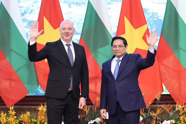 Viet Nam considers Bulgaria a crucial partner in Central and Eastern Europe: Prime Minister - Ảnh 1.