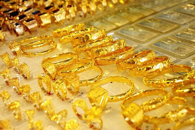 Gov’t doubles effort to control gold market- Ảnh 1.