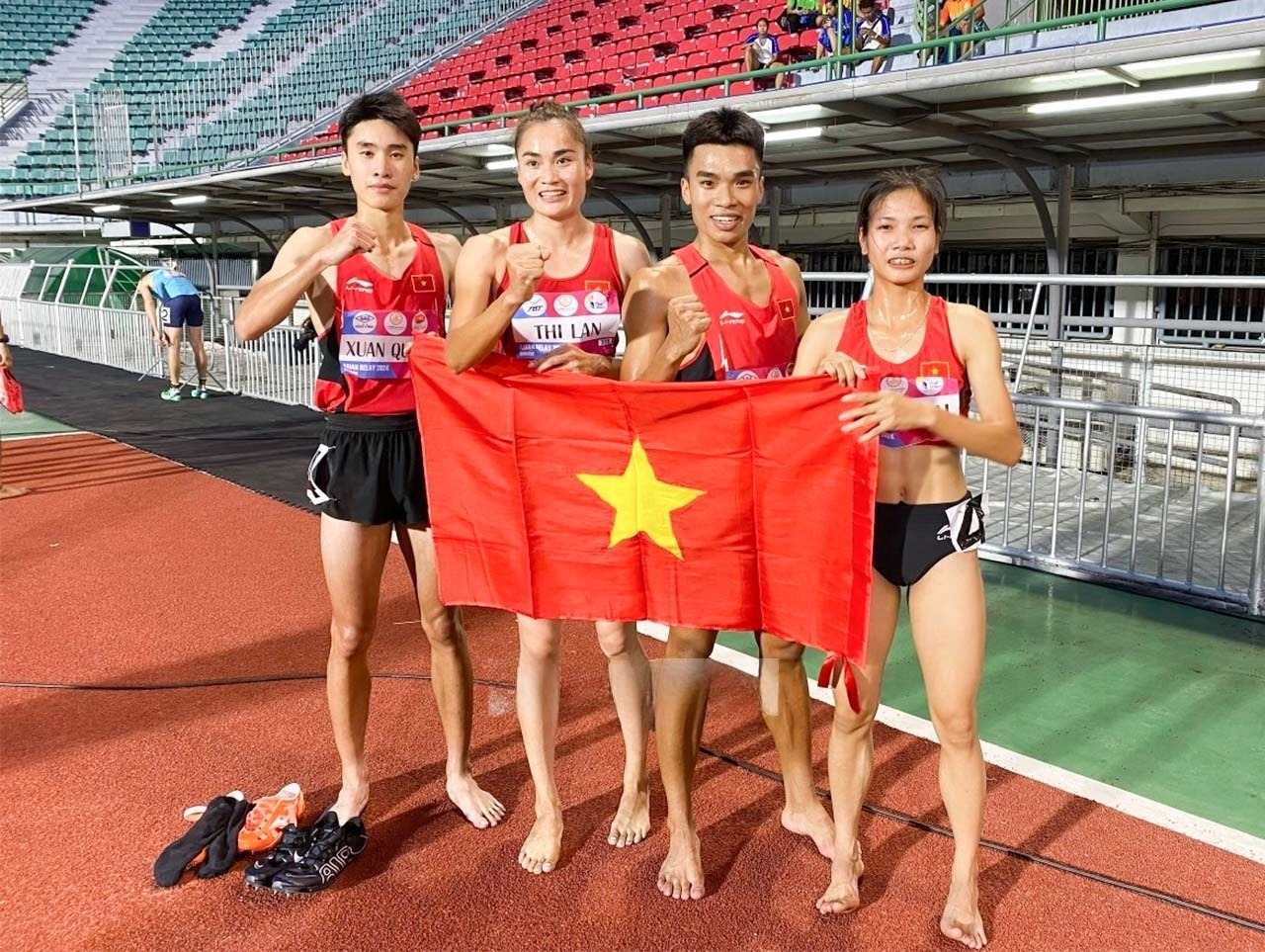 Viet Nam earns bronze at continental relay champs, set new national record