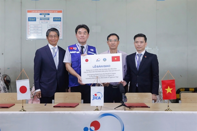 Viet Nam receives Japan's emergency relief for Typhoon Yagi victims- Ảnh 1.