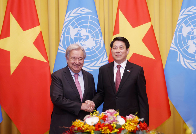 State President Luong Cuong holds summit meeting with UN Secretary-General António Guterres - Ảnh 2.
