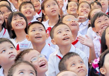 Ha Noi to double efforts to curb gender imbalance at birth- Ảnh 1.