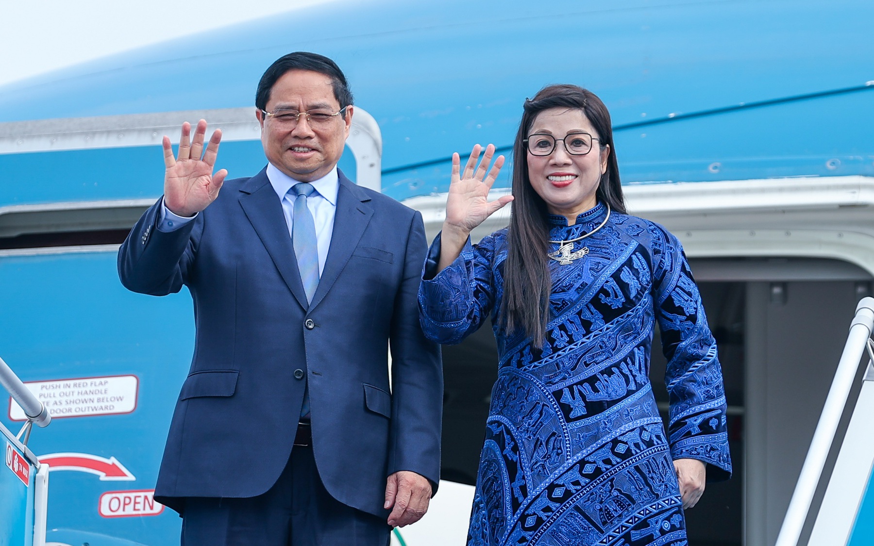 Prime Minister Pham Minh Chinh starts official visit to Kuwait