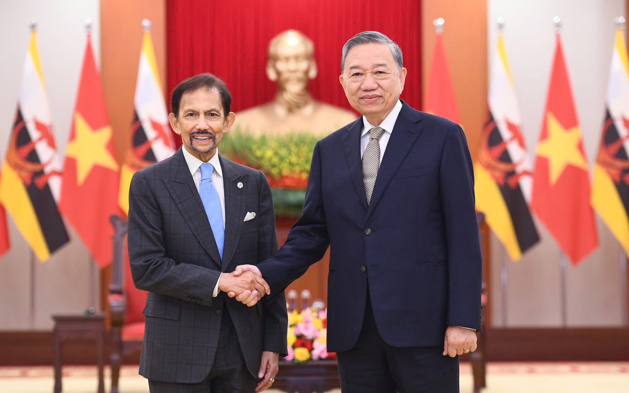 General Secretary To Lam meets Sultan of Brunei Haji Hassanal Bolkiah