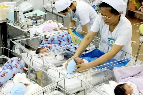 Fertility rate in children per woman in Viet Nam slightly increases - Ảnh 1. Fertility rate in children per woman in Viet Nam slightly increases - Ảnh 1.