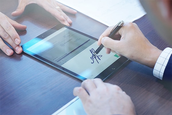 Electronic labor contracts shall be applicable next July- Ảnh 1.