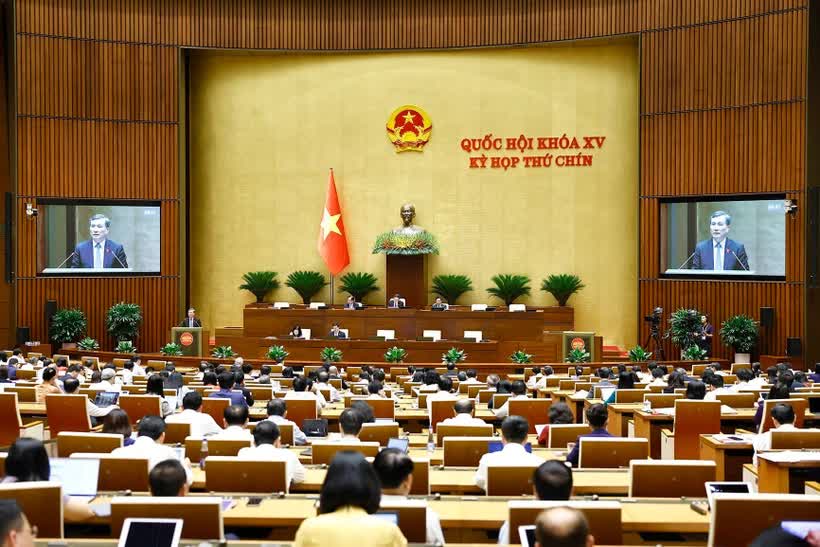L'Assemblée nationale met en place le Comité pour rédiger des modifications et des suppléments à la Constitution - ảnh 1.