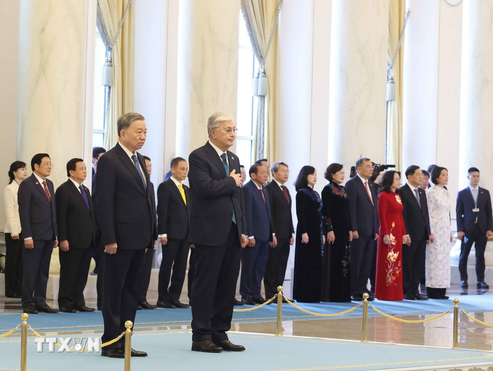 Official welcome ceremony for top Vietnamese leader To Lam in Kazakhstan- Ảnh 5. Official welcome ceremony for top Vietnamese leader To Lam in Kazakhstan- Ảnh 5.