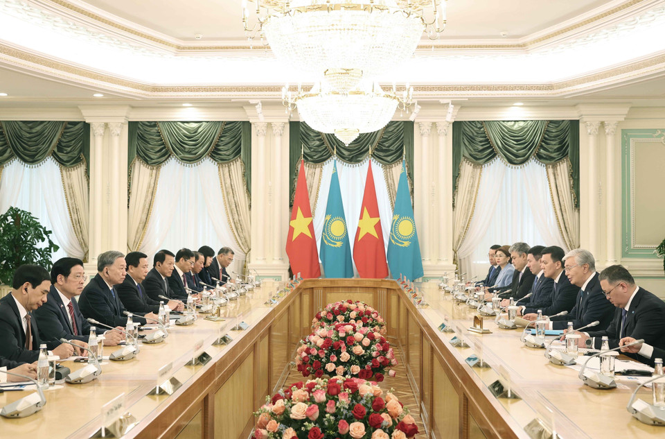 Official welcome ceremony for top Vietnamese leader To Lam in Kazakhstan- Ảnh 9. Official welcome ceremony for top Vietnamese leader To Lam in Kazakhstan- Ảnh 9.