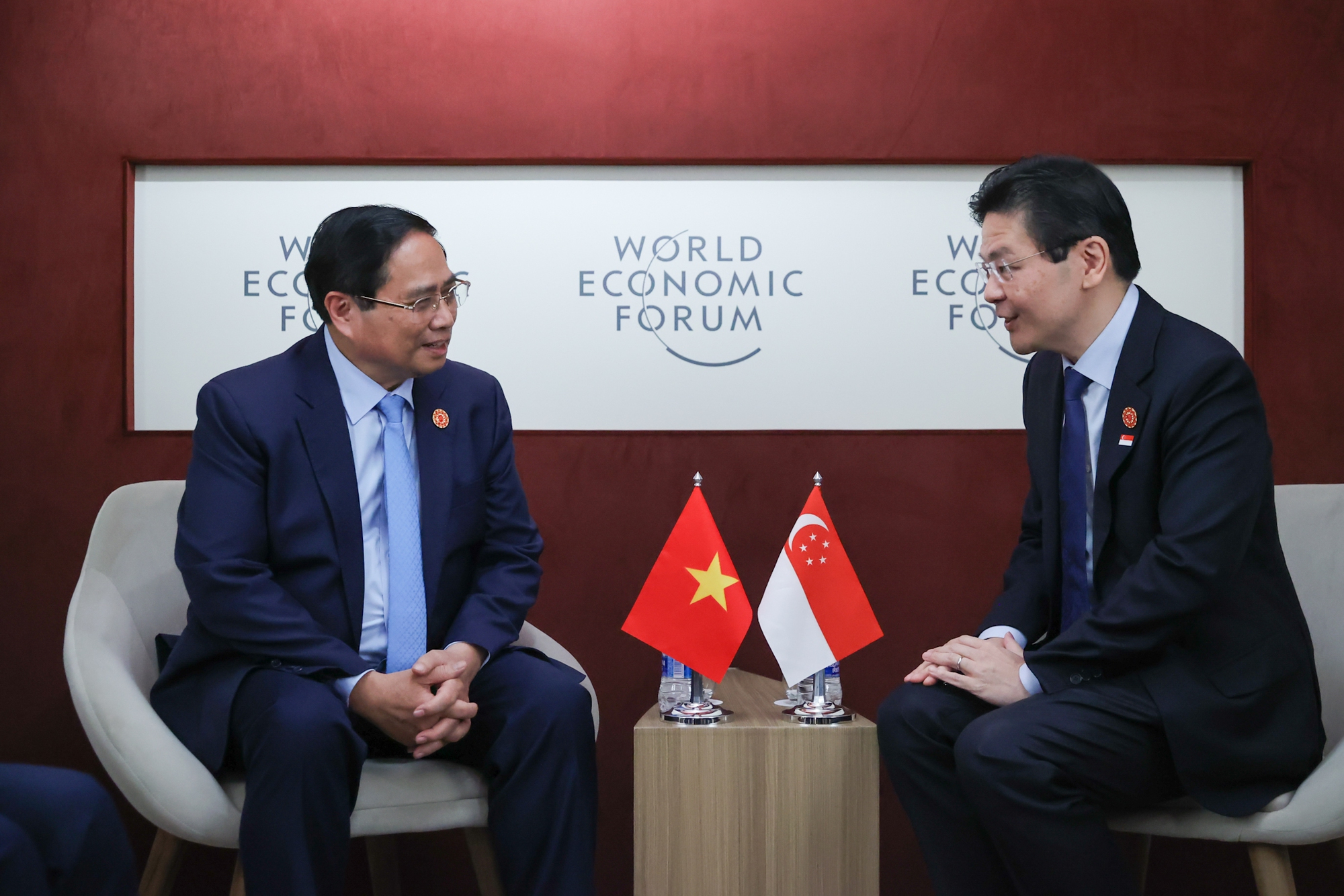 Vietnamese, Singaporean Prime Ministers meet in Tianjin