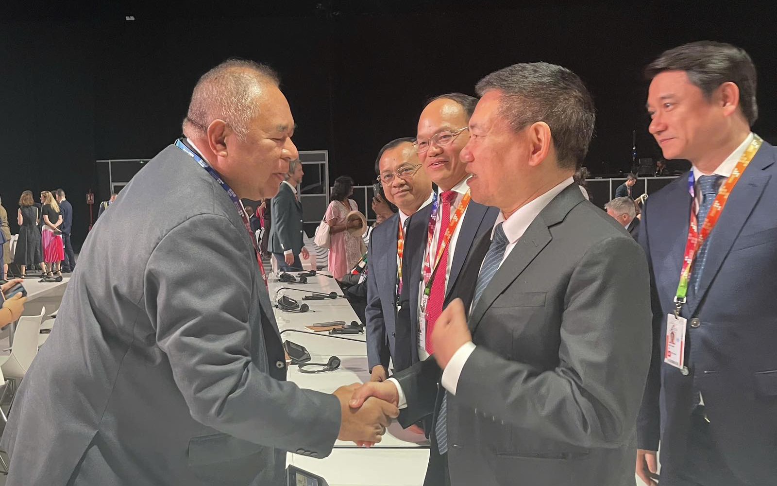 Deputy Prime Minister Ho Duc Phoc meets Spanish Prime Minister Pedro Sanchez