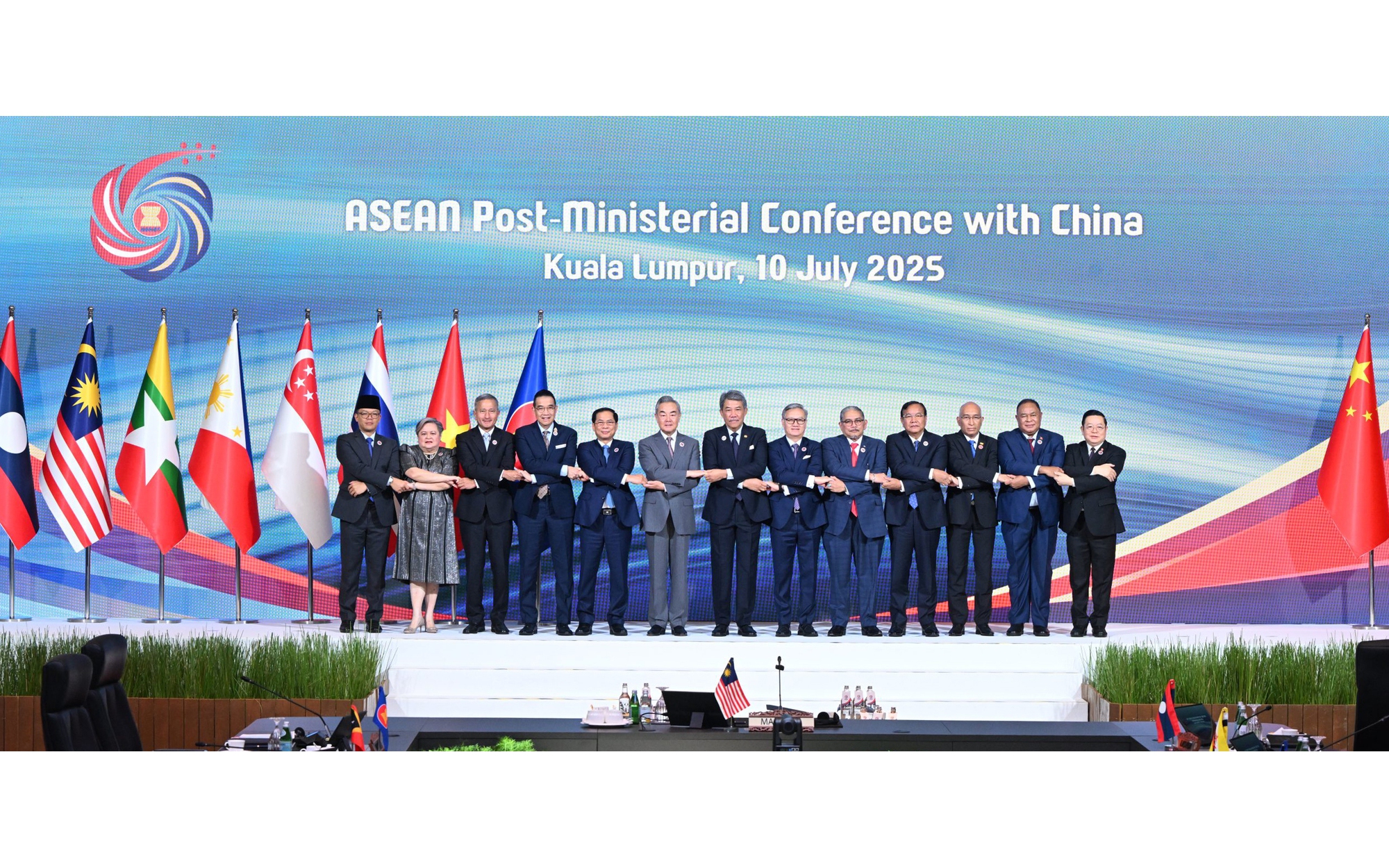 ASEAN partners commit to respect for bloc