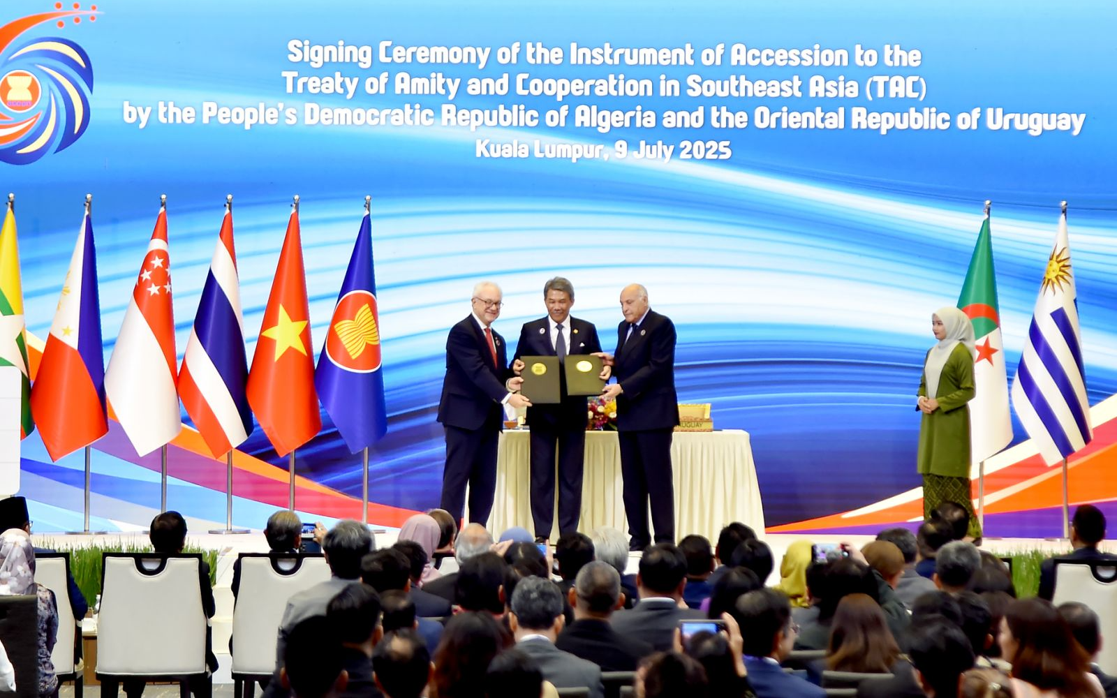 ASEAN described as lighthouse of peace in fast-changing world