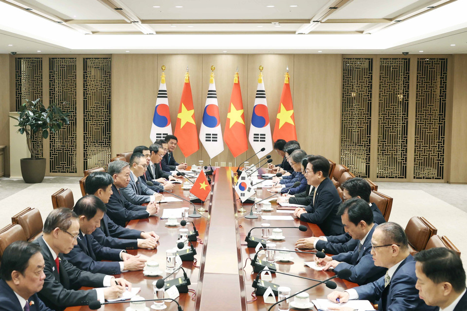 South Korean President hosts official welcome ceremony for General Secretary To Lam- Ảnh 4. South Korean President hosts official welcome ceremony for General Secretary To Lam- Ảnh 4.
