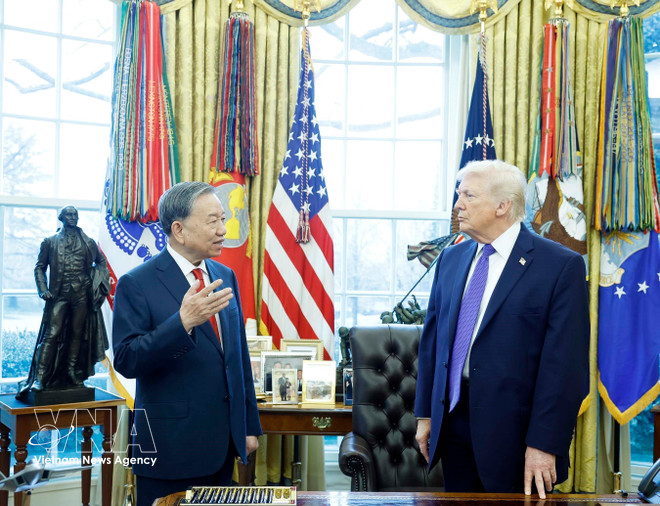 General Secretary To Lam meets President Donald Trump at White House- Ảnh 2. General Secretary To Lam meets President Donald Trump at White House- Ảnh 2.