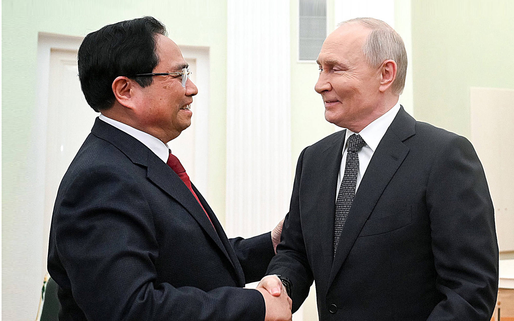 Prime Minister Pham Minh Chinh meets Russian President Putin in Moscow