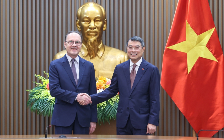 Viet Nam among Russia